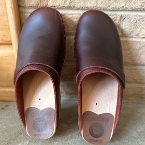 Troentorp Da Vinci clog size 36